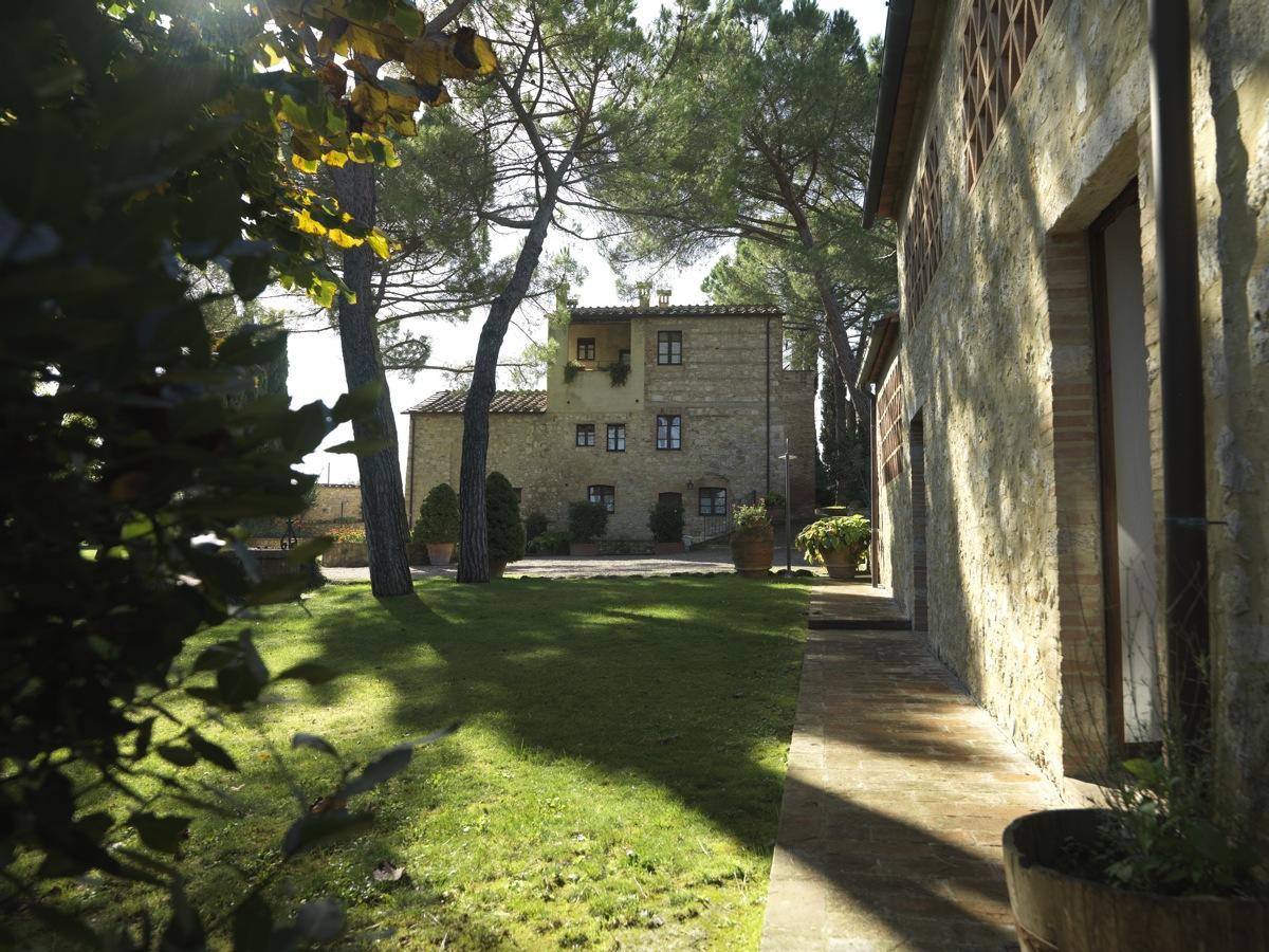 コッレ・ヴァル・デルザ Borgo Santinovoヴィラ エクステリア 写真